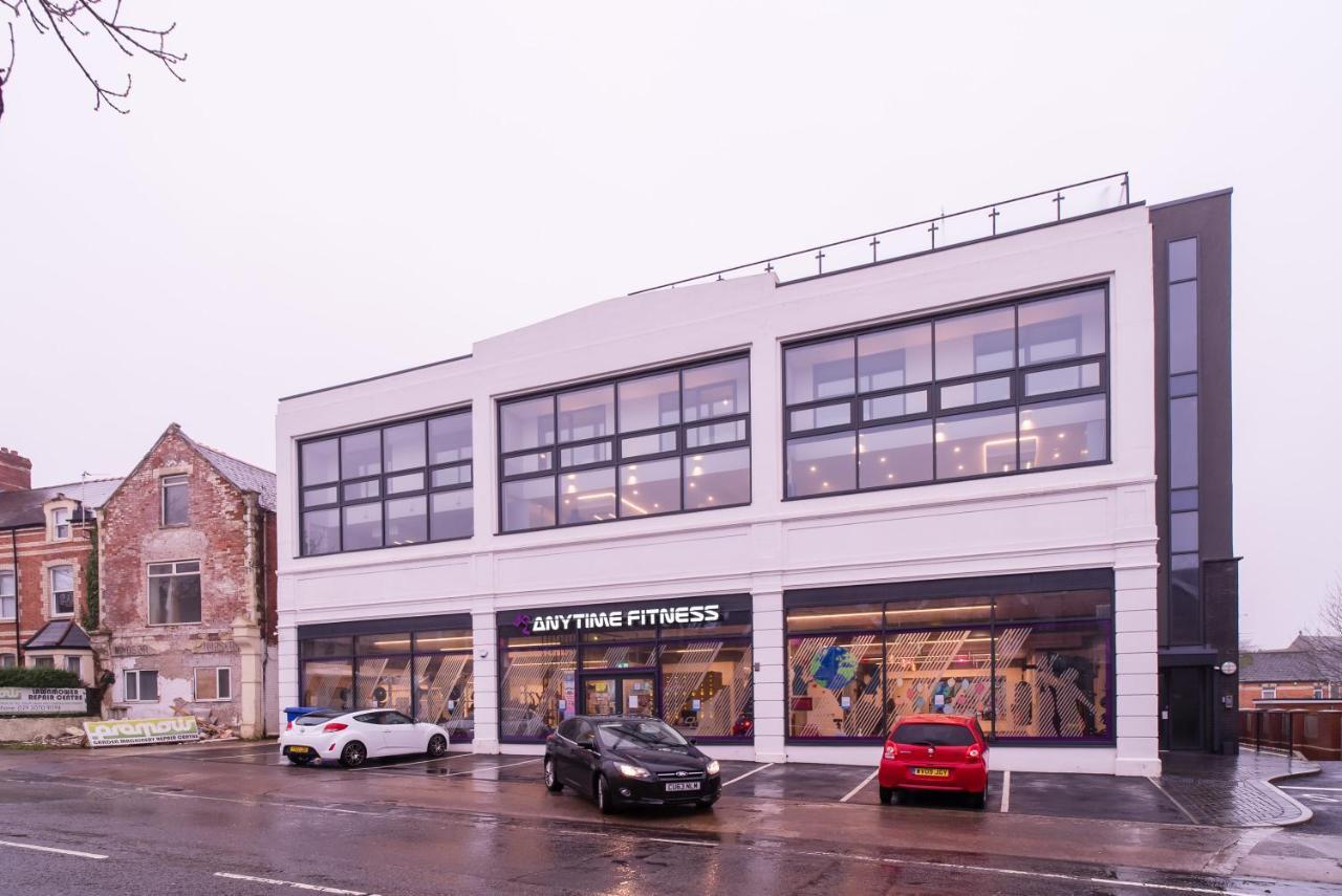 Luxe Apartments, The Moorwell, Parking, Gym - 10Mins Cardiff City Ctr エクステリア 写真