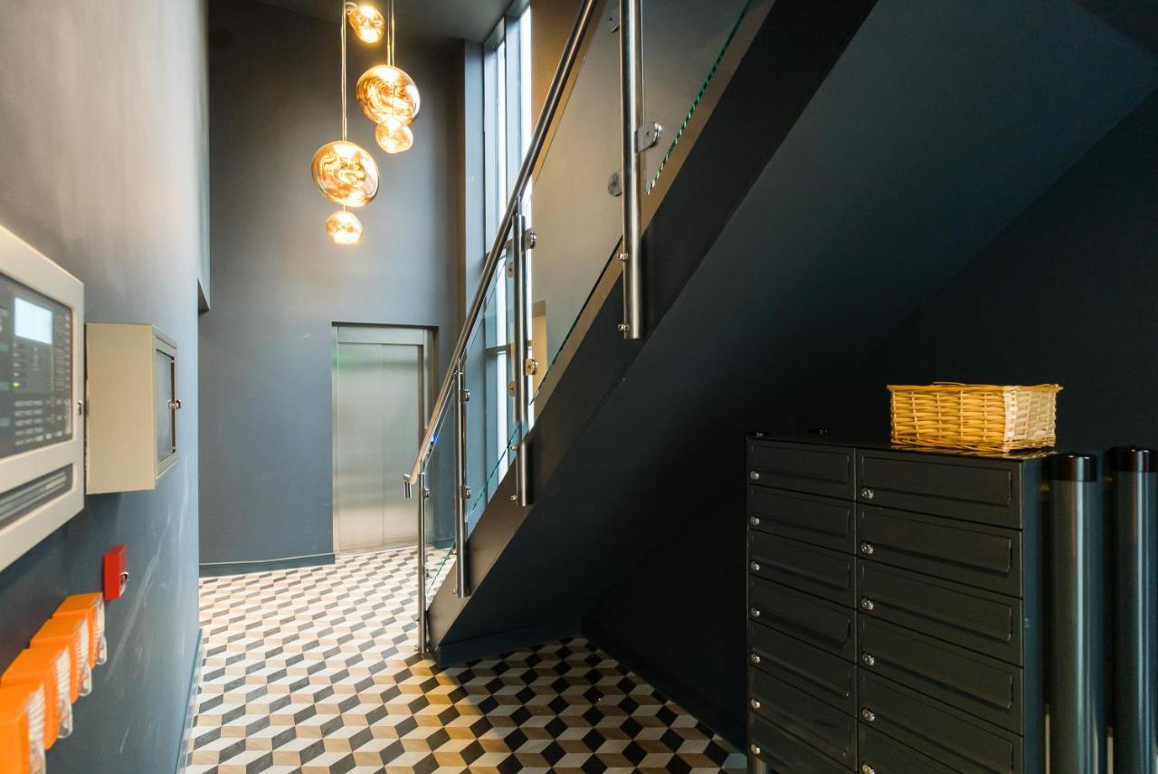 Luxe Apartments, The Moorwell, Parking, Gym - 10Mins Cardiff City Ctr エクステリア 写真
