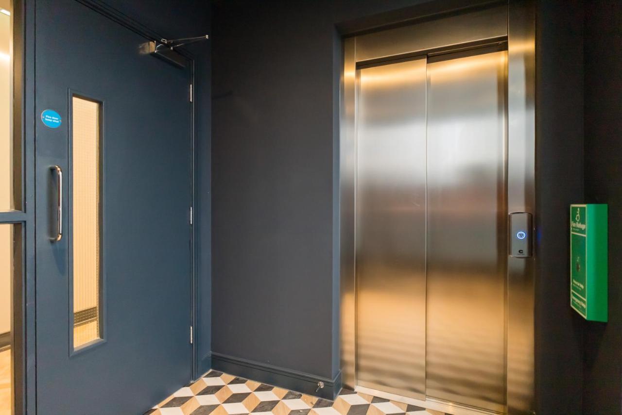 Luxe Apartments, The Moorwell, Parking, Gym - 10Mins Cardiff City Ctr エクステリア 写真