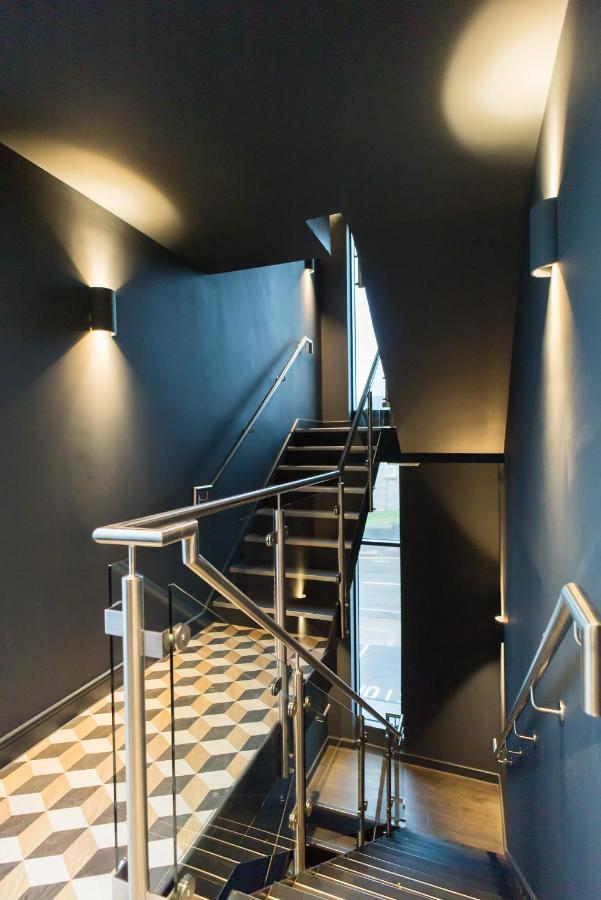 Luxe Apartments, The Moorwell, Parking, Gym - 10Mins Cardiff City Ctr エクステリア 写真